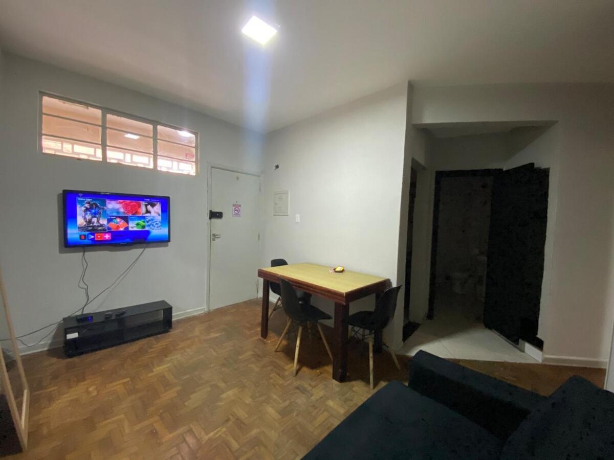 2 Dorm, Buarque, Excelente Localizacao, Ate 6 Apartamento